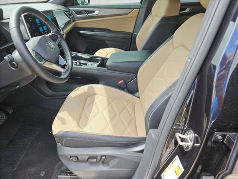 Used 2024 Volkswagen Atlas Cross Sport SE image 14