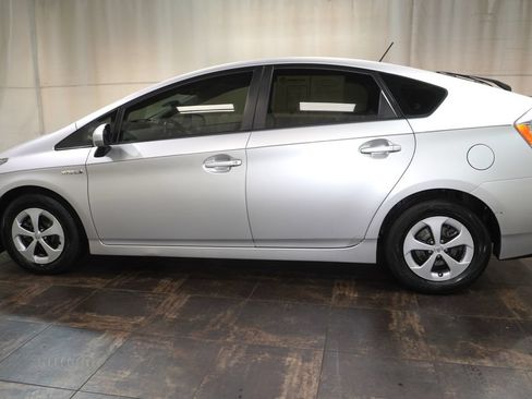 Used 2015 Toyota Prius Two FWD image 9
