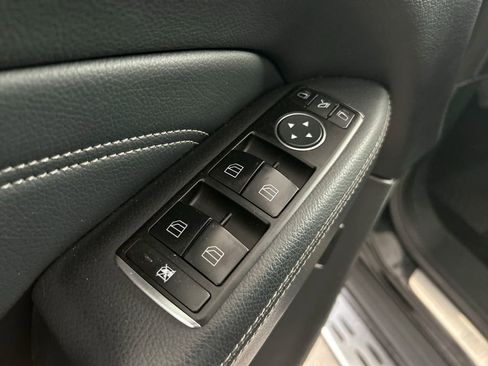 Used 2012 Mercedes-Benz ML 350 4MATIC image 11