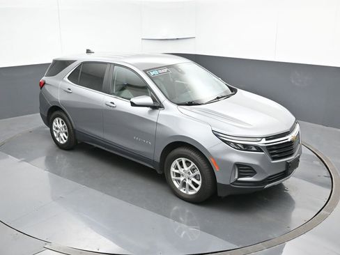 Used 2023 Chevrolet Equinox LT image 50