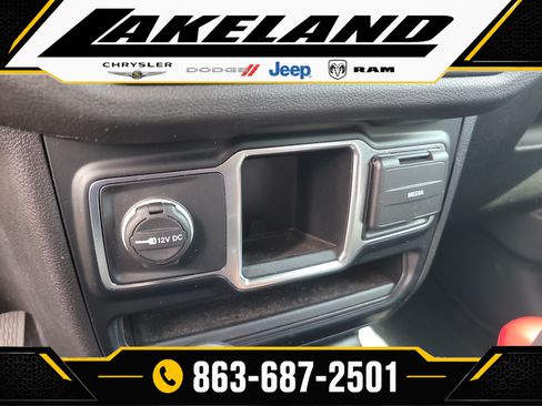 Used 2024 Jeep Wrangler Unlimited Sport AWD/4WD image 23