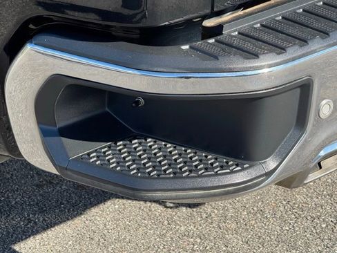 Used 2020 GMC Sierra 1500 SLT w/ SLT Premium Plus Package image 11