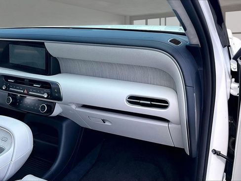 Used 2026 Hyundai Palisade Calligraphy FWD image 25