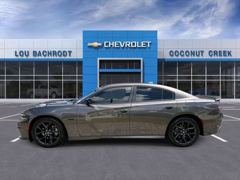 Used 2023 Dodge Charger R/T w/ Blacktop Package RWD image 5