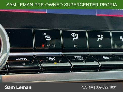 Used 2024 GMC Canyon AT4 image 20