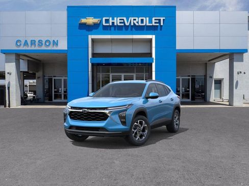 New 2026 Chevrolet Trax LT w/ Driver Confidence Package image 8
