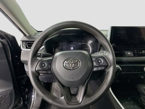 Used 2023 Toyota RAV4 XLE FWD image 11