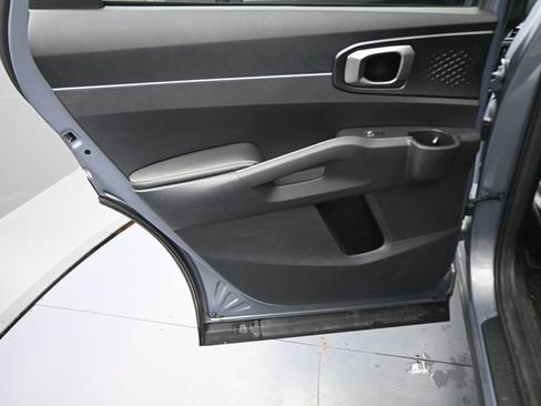 Used 2024 Kia Sorento S FWD image 18