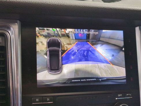 Used 2018 Porsche Macan image 34