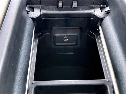 Certified 2026 Mercedes-Benz GLC 300 4MATIC image 19