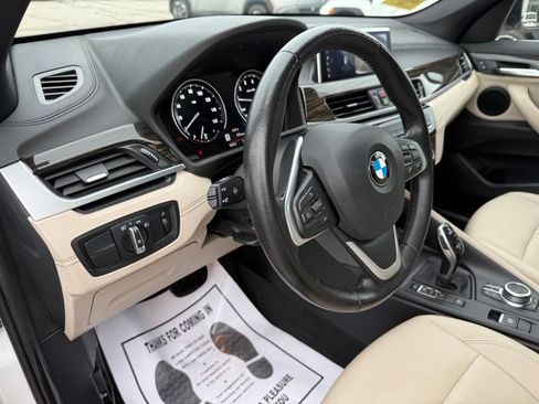 Used 2021 BMW X1 xDrive28i w/ Convenience Package AWD/4WD image 17