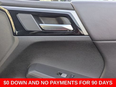 Used 2025 Mitsubishi Outlander SE AWD/4WD image 34