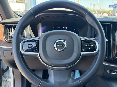 Certified 2024 Volvo XC60 T8 Plus w/ Protection Package Premier AWD/4WD image 19