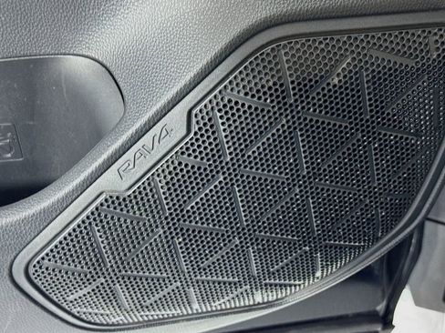 Used 2019 Toyota RAV4 Limited w/ Advanced Technology Package image 22