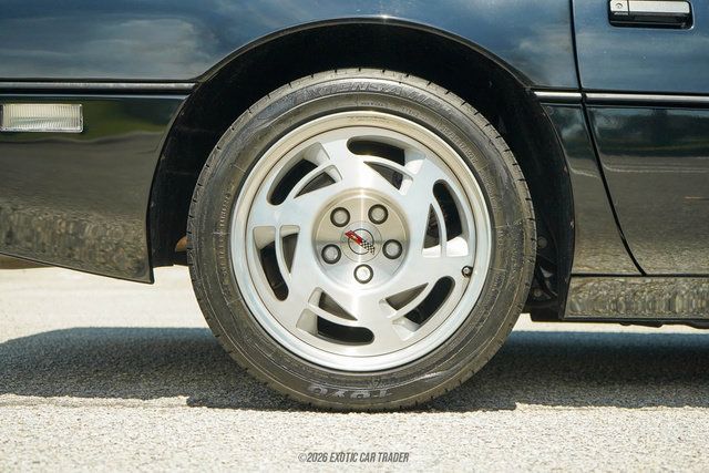 Used 1990 Chevrolet Corvette ZR-1 RWD image 77