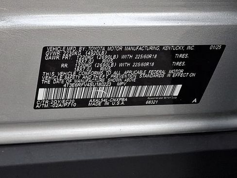 Certified 2025 Toyota RAV4 XSE w/ Advanced Technology Package AWD/4WD image 27