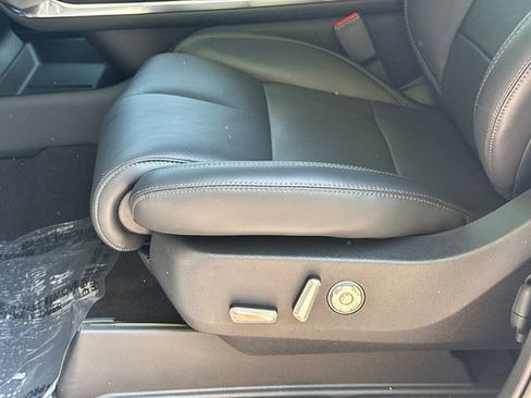 New 2026 Lincoln Navigator L Reserve AWD/4WD image 11