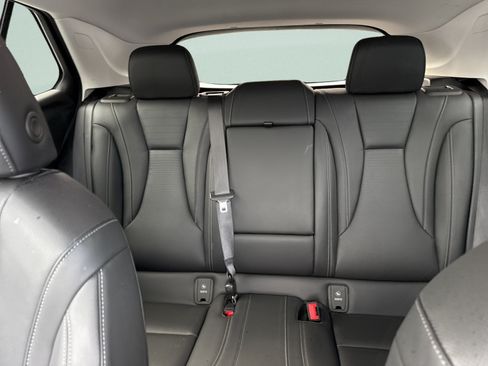 Used 2024 Buick Envision Preferred AWD/4WD image 27