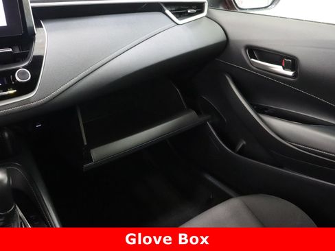 Used 2025 Toyota Corolla SE image 21