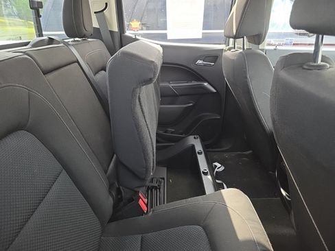 Used 2016 Chevrolet Colorado LT w/ LT Convenience Package AWD/4WD image 4