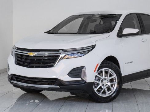 Used 2022 Chevrolet Equinox LT w/ Driver Convenience Package image 45