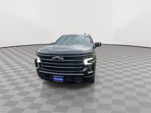 New 2025 Chevrolet Silverado 1500 High Country w/ High Country Premium Package image 3