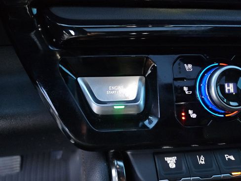 Used 2024 GMC Sierra 2500 AT4 w/ AT4 Premium Plus Package image 23