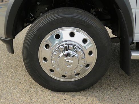 New 2023 RAM 5500 Tradesman w/ Chrome Appearance Group image 20