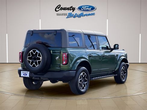 Used 2024 Ford Bronco Outer Banks image 25