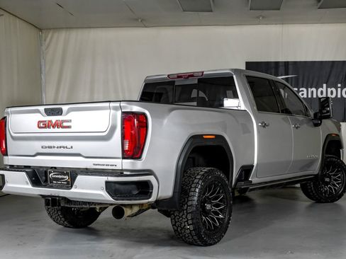 Used 2021 GMC Sierra 2500 Denali w/ Denali Ultimate Package image 8