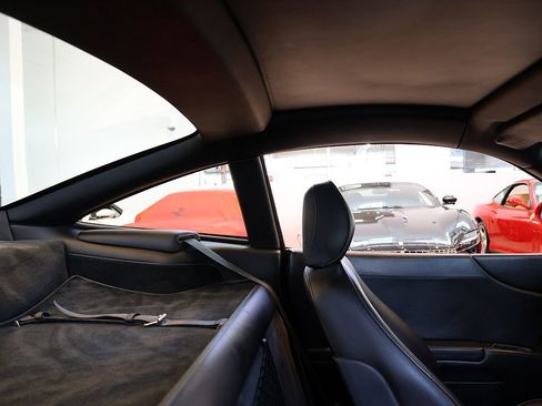 Used 1997 Ferrari 550 Maranello Coupe image 37