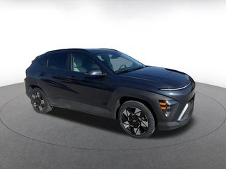 Used 2025 Hyundai Kona SEL video 2
