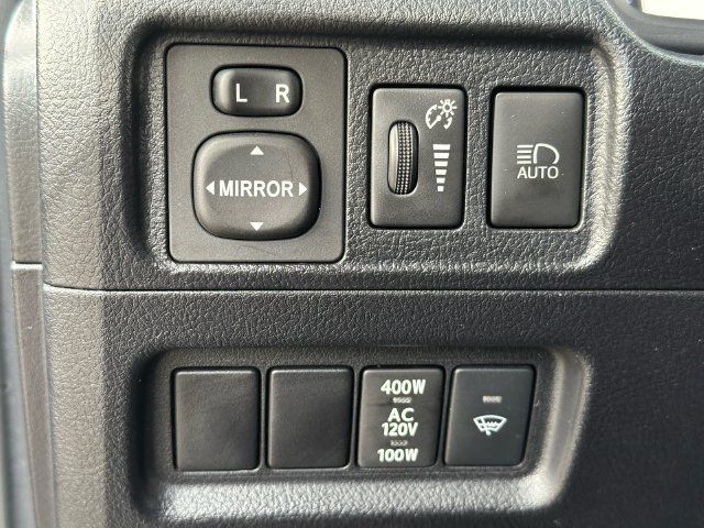 Certified 2022 Toyota 4Runner TRD Off-Road AWD/4WD image 24