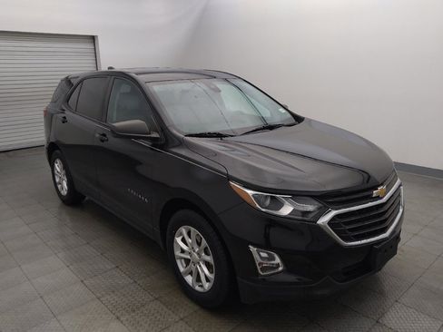 Used 2020 Chevrolet Equinox LS w/ LS Convenience Package FWD image 13