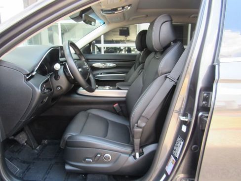 Used 2023 Genesis GV70 2.5T w/ Select Package image 16