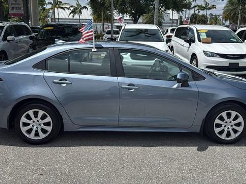 Certified 2025 Toyota Corolla LE image 11