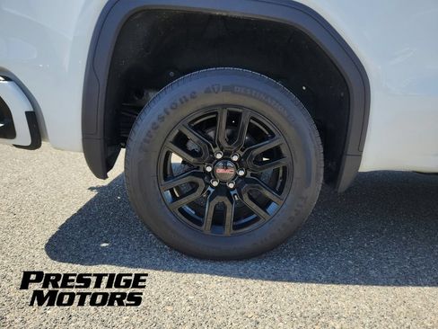 Used 2022 GMC Sierra 1500 Elevation w/ Elevation Premium Package AWD/4WD image 9