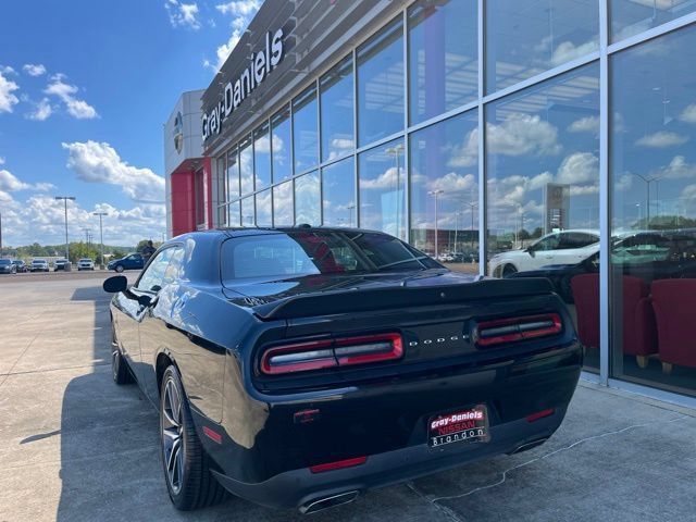 Used 2023 Dodge Challenger R/T RWD image 2