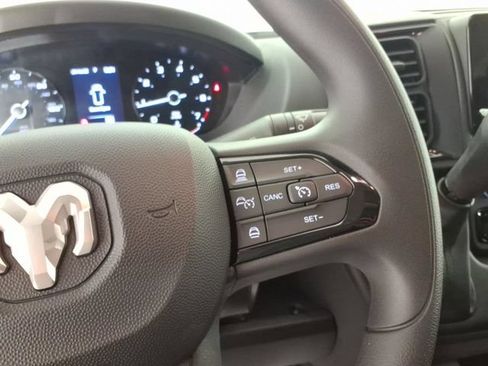 Used 2025 RAM ProMaster 2500 w/ Convenience Group FWD image 17