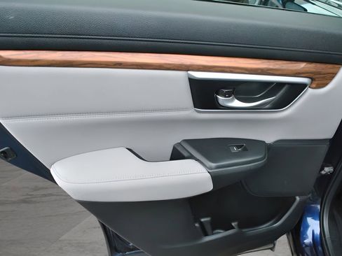 Used 2019 Honda CR-V EX image 32