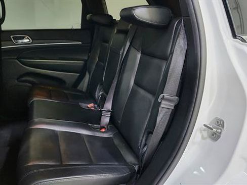 Used 2020 Jeep Grand Cherokee Limited RWD image 24