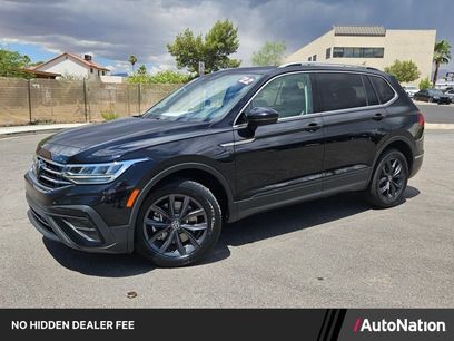 Used 2022 Volkswagen Tiguan SE w/ Panoramic Sunroof Package