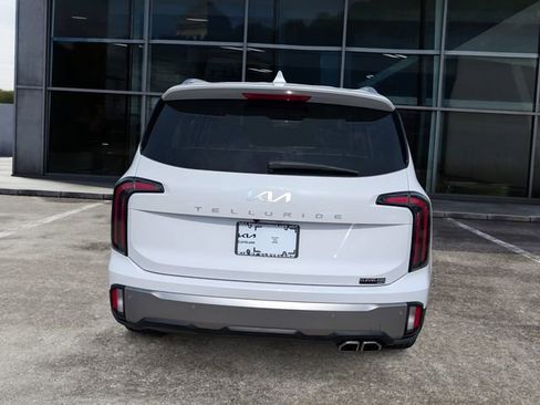 Used 2024 Kia Telluride SX FWD image 6