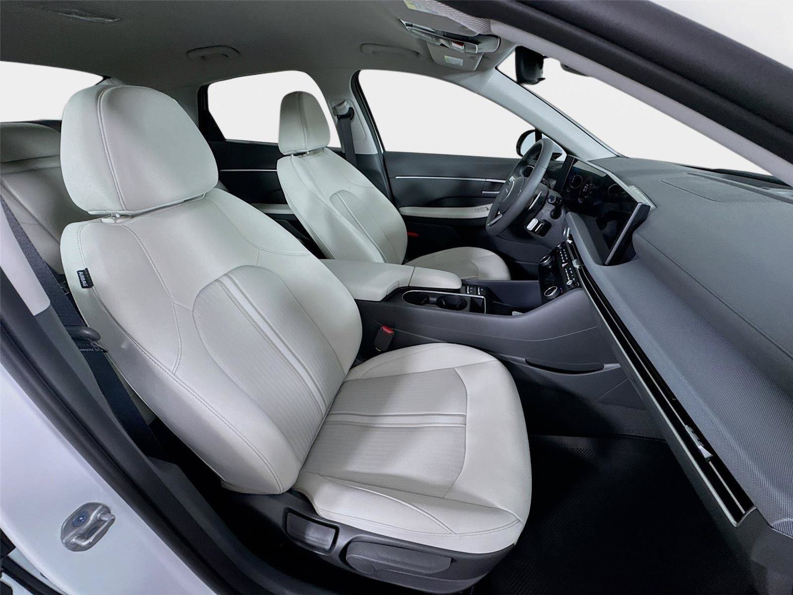 New 2026 Hyundai Sonata SEL FWD image 26