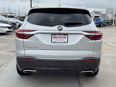 Used 2020 Buick Enclave Essence w/ LPO, Floor Liner Package FWD image 9