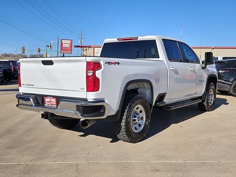 Used 2025 Chevrolet Silverado 2500 LT w/ Convenience Package image 3