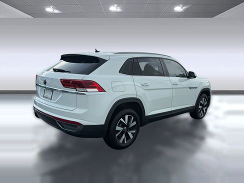Used 2020 Volkswagen Atlas Cross Sport SE FWD image 8