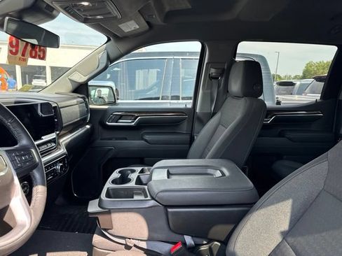 Used 2023 GMC Sierra 1500 Elevation AWD/4WD image 7