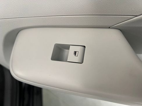 Used 2025 Hyundai Kona SEL image 20