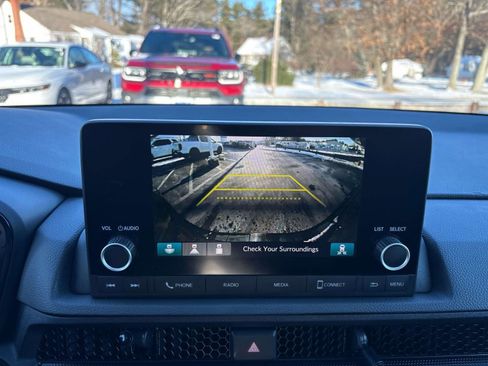 Certified 2025 Honda CR-V EX image 22